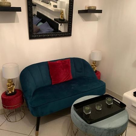 Chambre Dans Guest House Borrigo Mentone Esterno foto