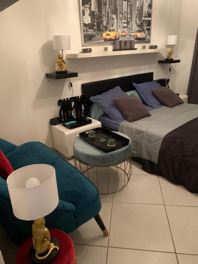 Chambre Dans Guest House Borrigo Mentone Esterno foto